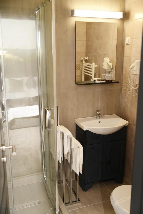 Victoria Rooms Oradea Dış mekan fotoğraf