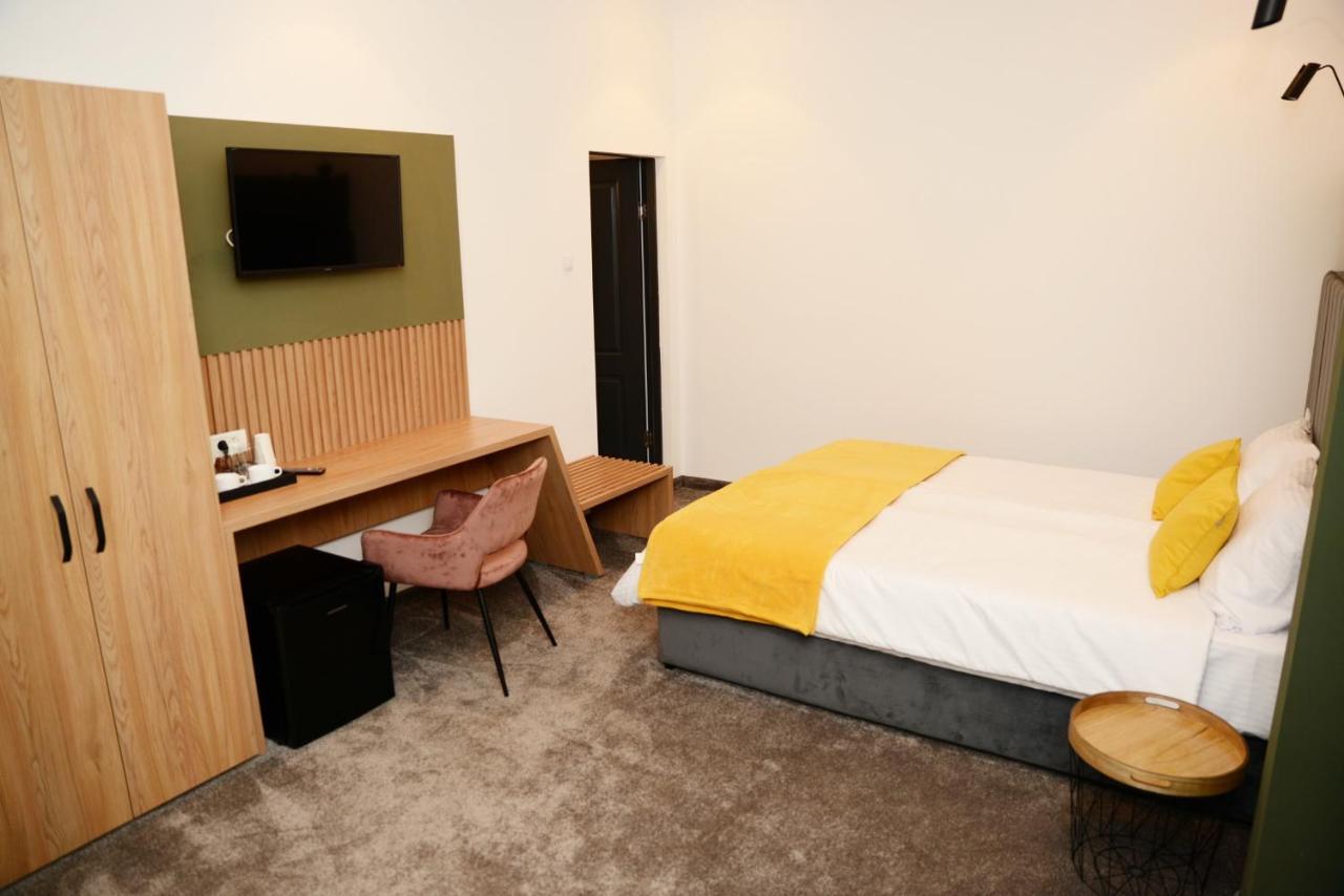 Victoria Rooms Oradea Dış mekan fotoğraf