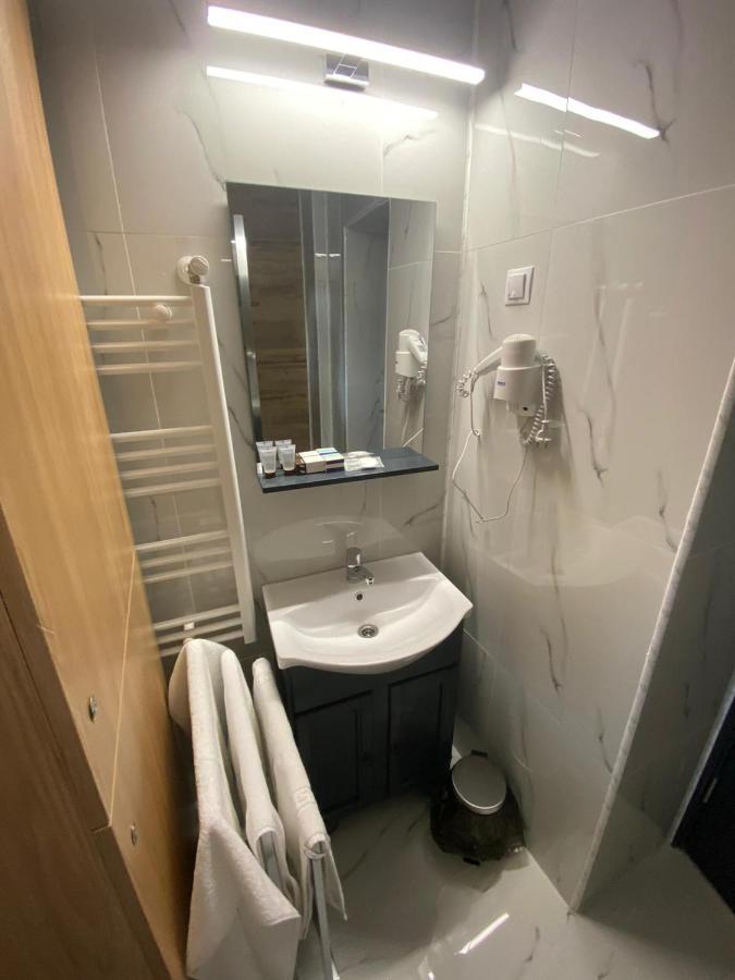 Victoria Rooms Oradea Dış mekan fotoğraf