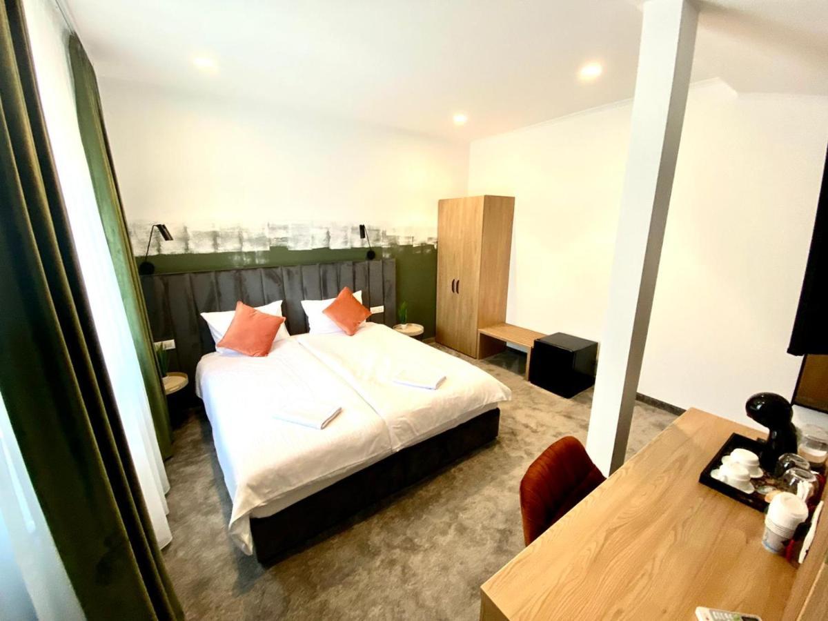 Victoria Rooms Oradea Dış mekan fotoğraf