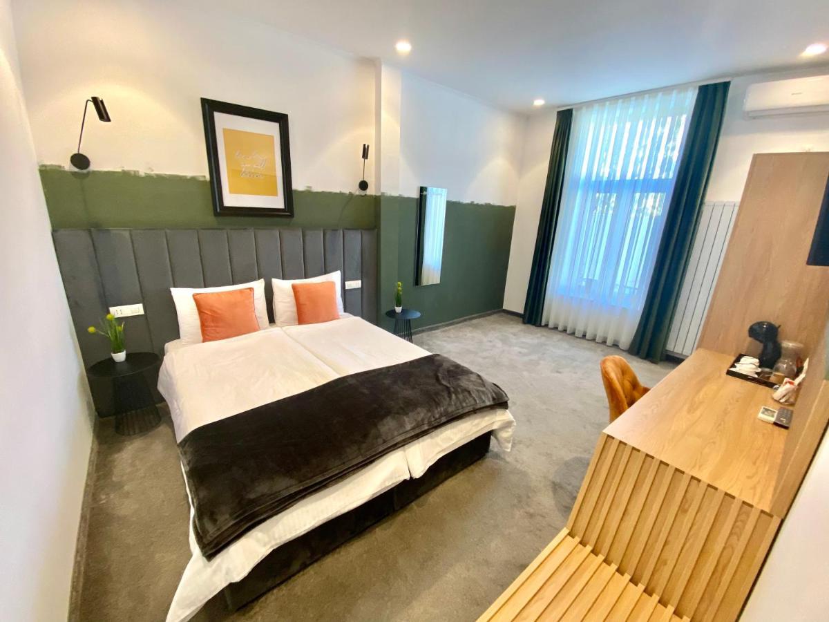 Victoria Rooms Oradea Dış mekan fotoğraf